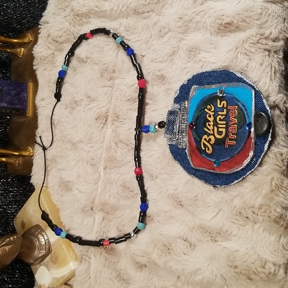 Black Girls trave denim fabricl necklace - Picture 8 of 9